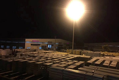 天未亮，我們已然在路上！